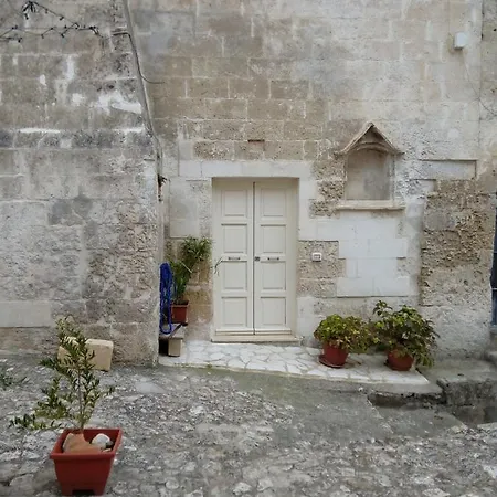Un Posto A Malve * Matera